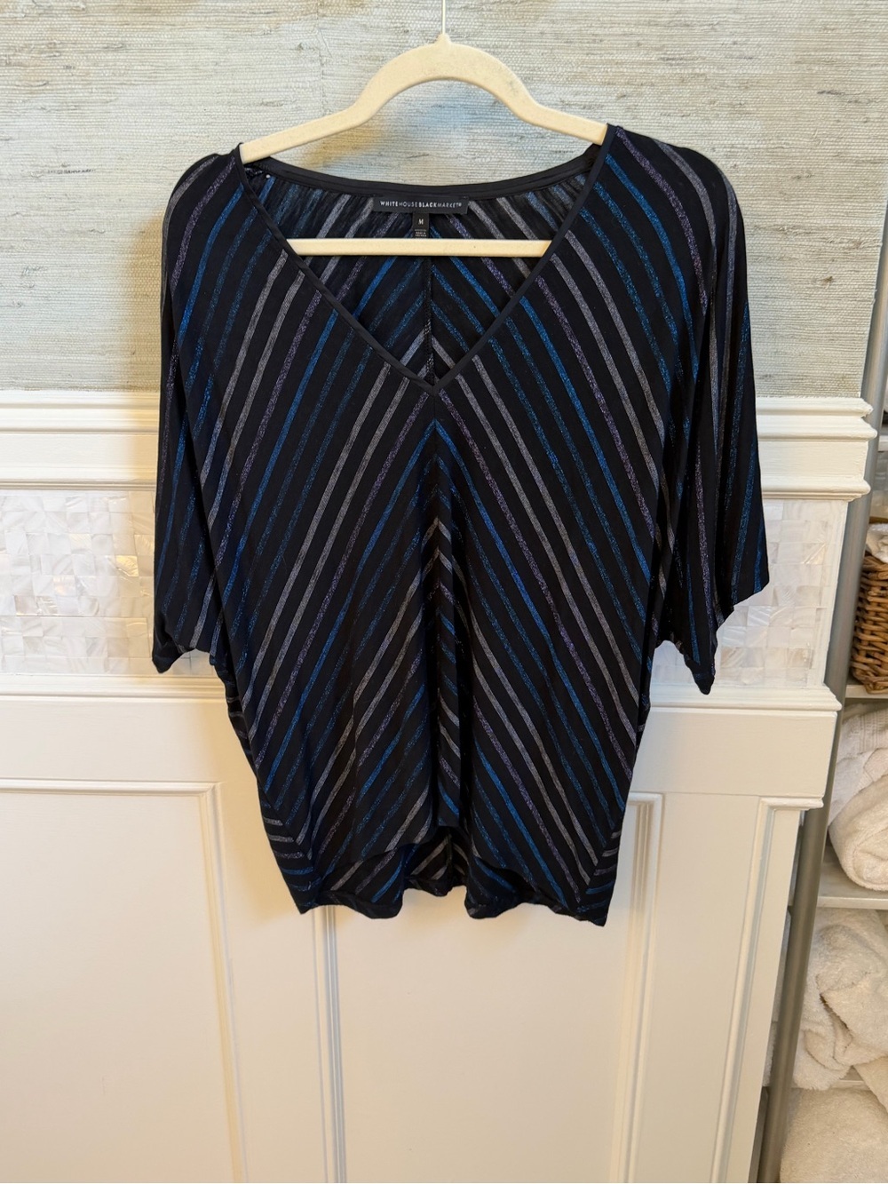 Medium White House Black Market Whbm Navy and Blue Chevron V-Neck metallic top